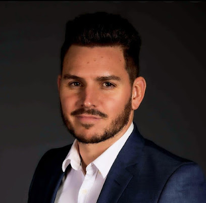 Alexandre Balouzat Iad Immobilier Fontainebleau Agence Immobilière à Fontainebleau