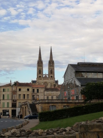 Agence Des Halles, Agence Immobilière à Niort
