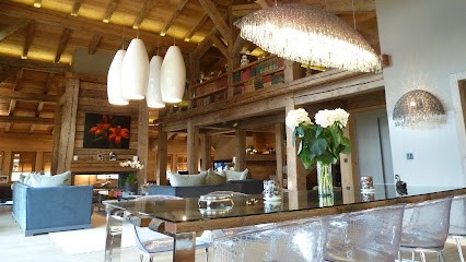 BEST REGARDS - Julien DISTEL, Agence Immobilière à Megève