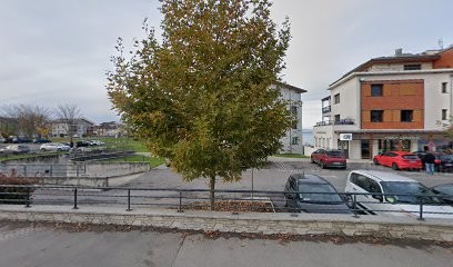 Laura Bernet - Safti Immobilier Pays D'Evian, Agence Immobilière à Publier