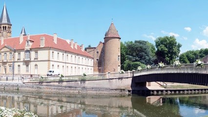 Dumas Real Estate Agency, Agence Immobilière à Paray-le-Monial