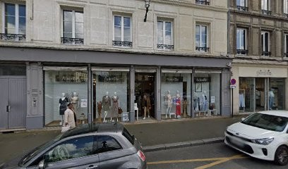 Cyril Varet IAD France, Agence Immobilière à Compiègne