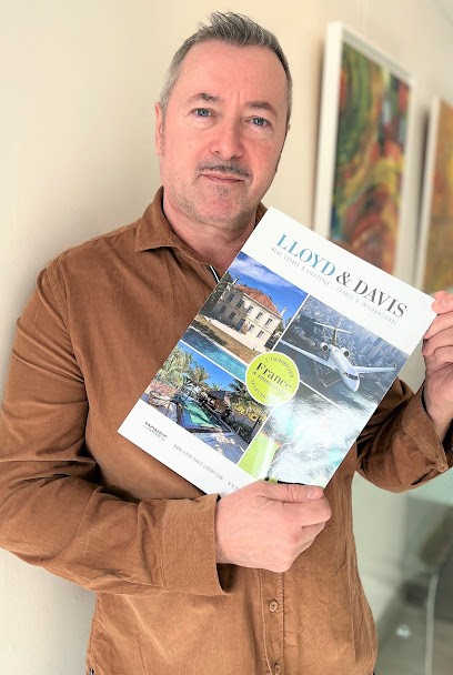 Francis Guillemont immobilier Royan de l'Agence Lloyd & Davis en Pays Royannais, Agence Immobilière à Royan