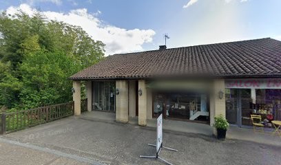 Immobilier International Agency - Les Eyzies De Tayac, Dordogne, Agence Immobilière aux Eyzies-de-Tayac-Sireuil