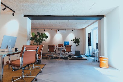 L' AGENCE DES ALPILLES ET DU LUBERON - Immobilier - Real Estate - Goult, Agence Immobilière à Goult