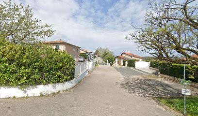 Charles And Partners, Agence Immobilière à Dommartin