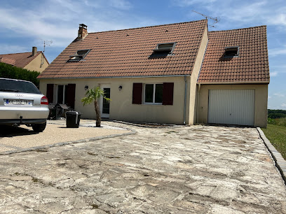 Julie Michel Mandataire Immobilier, Agence Immobilière à Gastins
