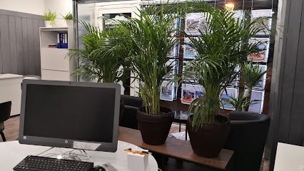 Agence At-home Immobilier, Agence Immobilière à Châteauneuf-le-Rouge