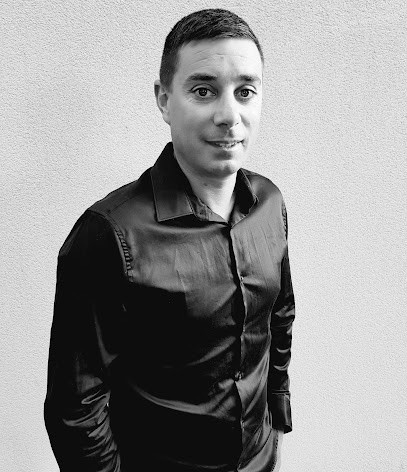 Jonathan NICOLLEAU Ma Compagnie Immobiliere, Agence Immobilière à Sévérac