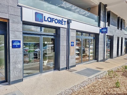 Agence immobilière Laforêt, Agence Immobilière à Saint-Genis-Pouilly